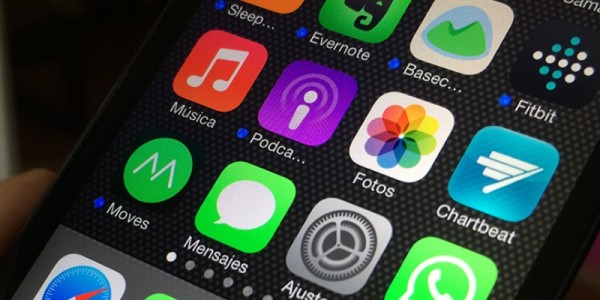 چرا هشتگ و ایموجی در اپ های آموزش زبان نیستند؟ 1 emoji2